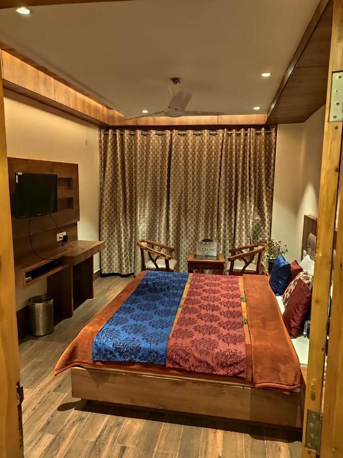 Apple Blossom Hotell Manāli Exteriör bild
